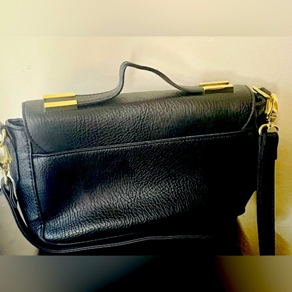 Black Olivia + Joy Crossbody Purse - Picture 6 of 8